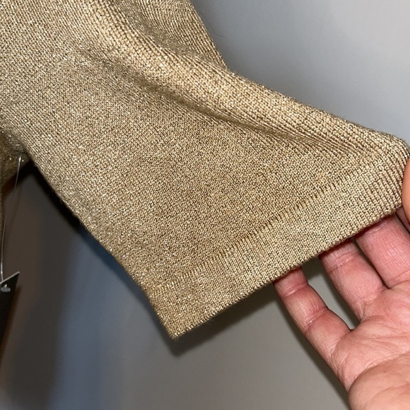 NWT Kate Hill Golden Sparkle “Winning Combination“  Short Sleeve Turtleneck - Picture 2 of 7